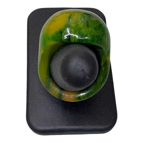 Green & Yellow Domed Creamed Spinach Bakelite Swirl Ring Size 6.5 Retro MCM - Picture 5 of 7